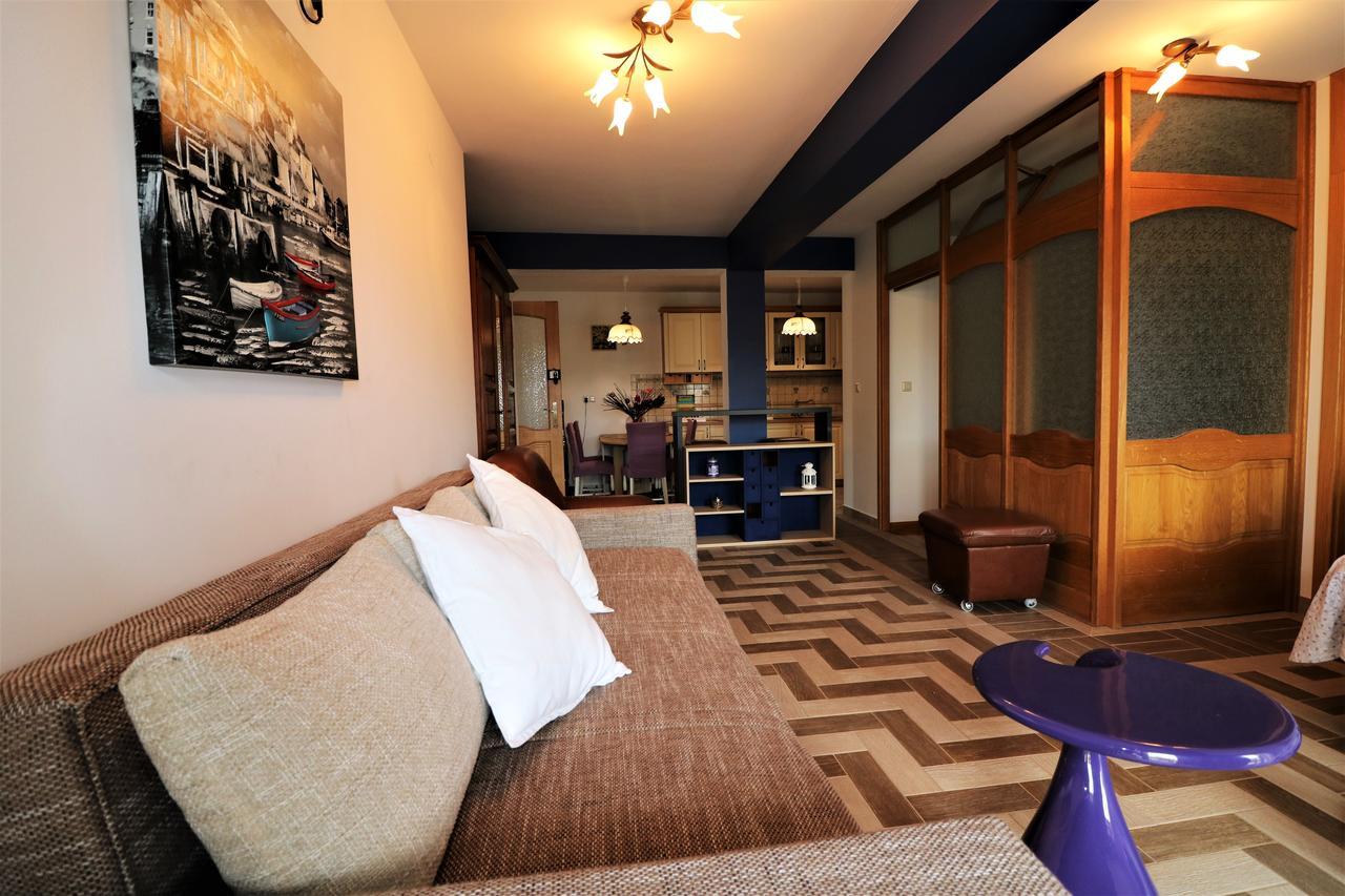 Malinska Center Apartment 외부 사진