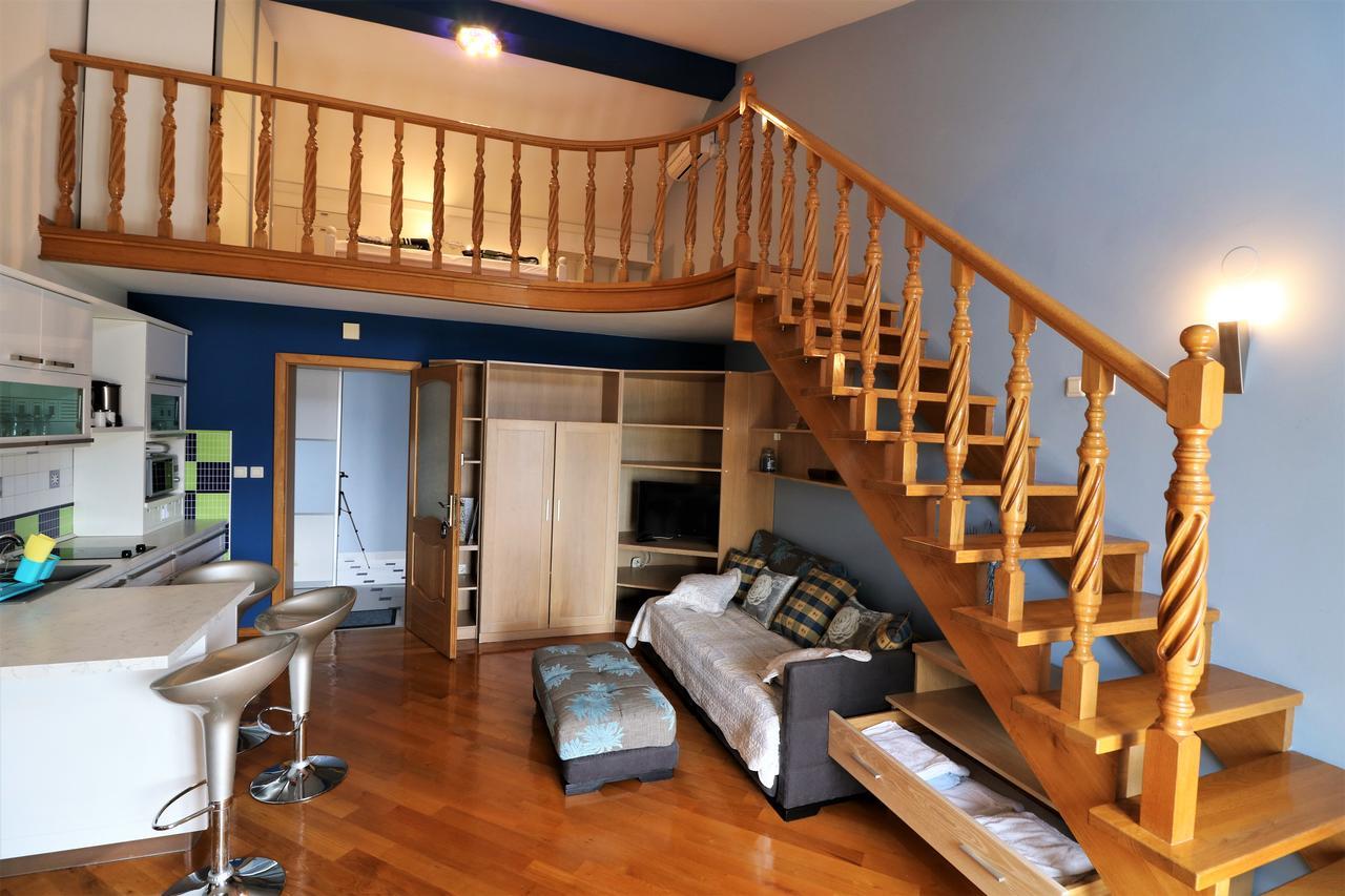Malinska Center Apartment 외부 사진