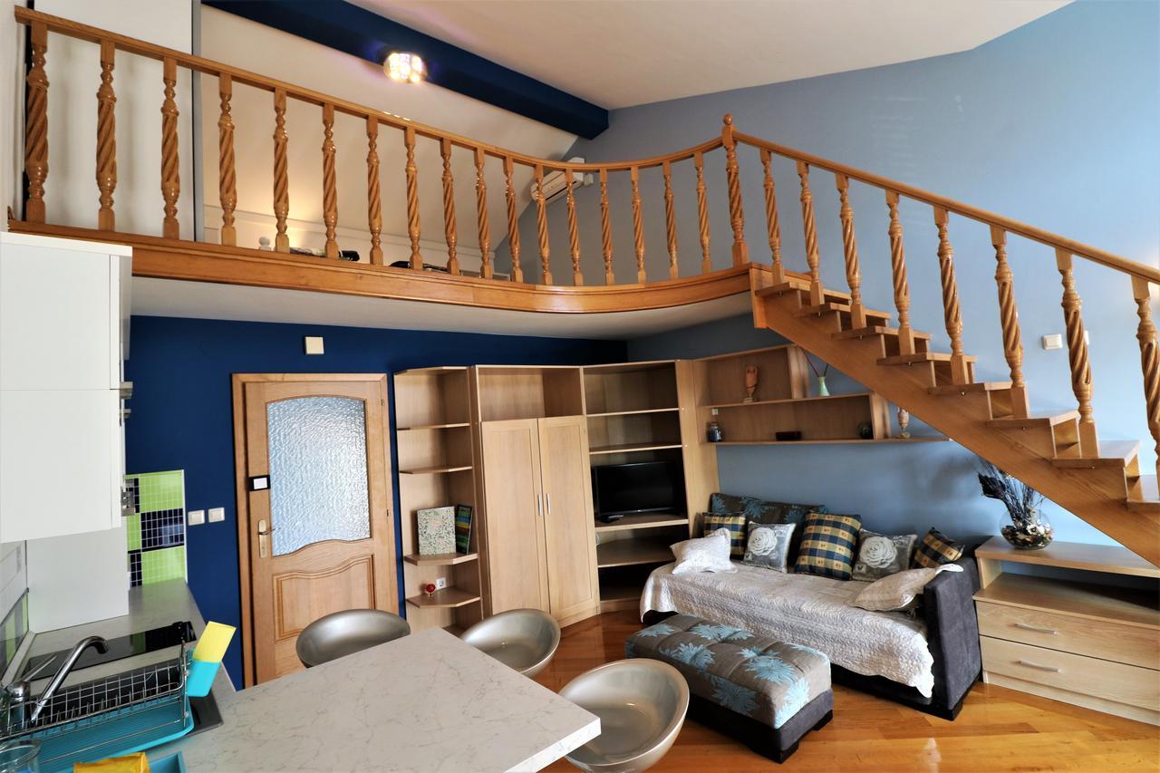 Malinska Center Apartment 외부 사진