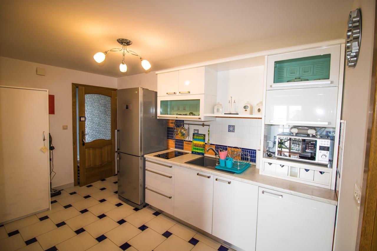 Malinska Center Apartment 외부 사진