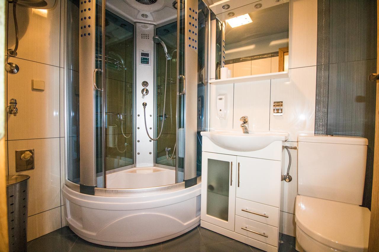 Malinska Center Apartment 외부 사진